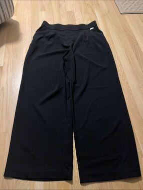 Wide-Leg Black Women's Pants with Smooth Elastic Waistband
